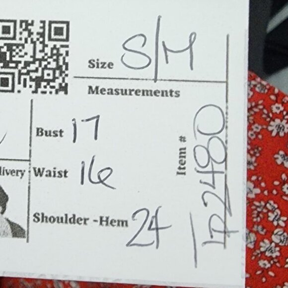 Sabrina Butterfly Red Floral Short Sleeve Top Size S/M - Picture 8 of 8